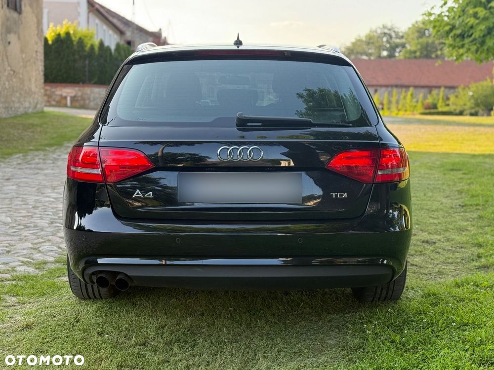 Audi A4 - 4