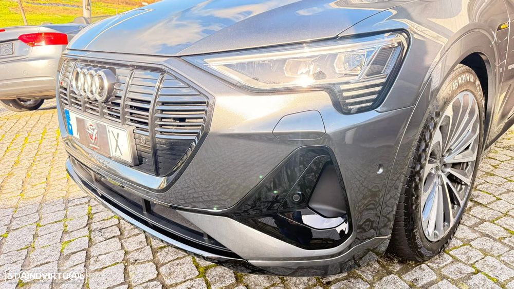 Audi e-tron 55 quattro S line - 4