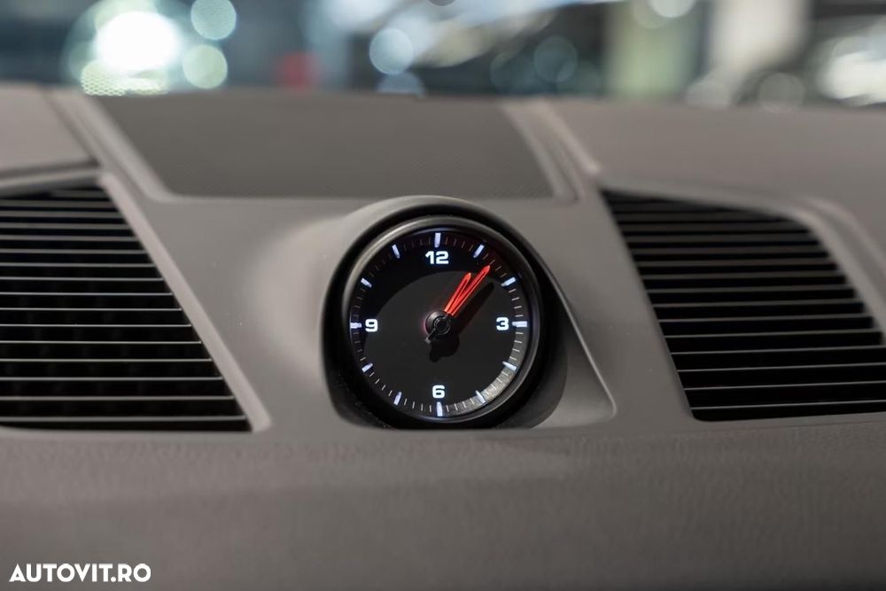 Porsche Cayenne Tiptronic S Platinum Edition - 27