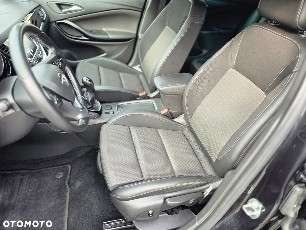 Opel Astra 1.4 Turbo Innovation - 20