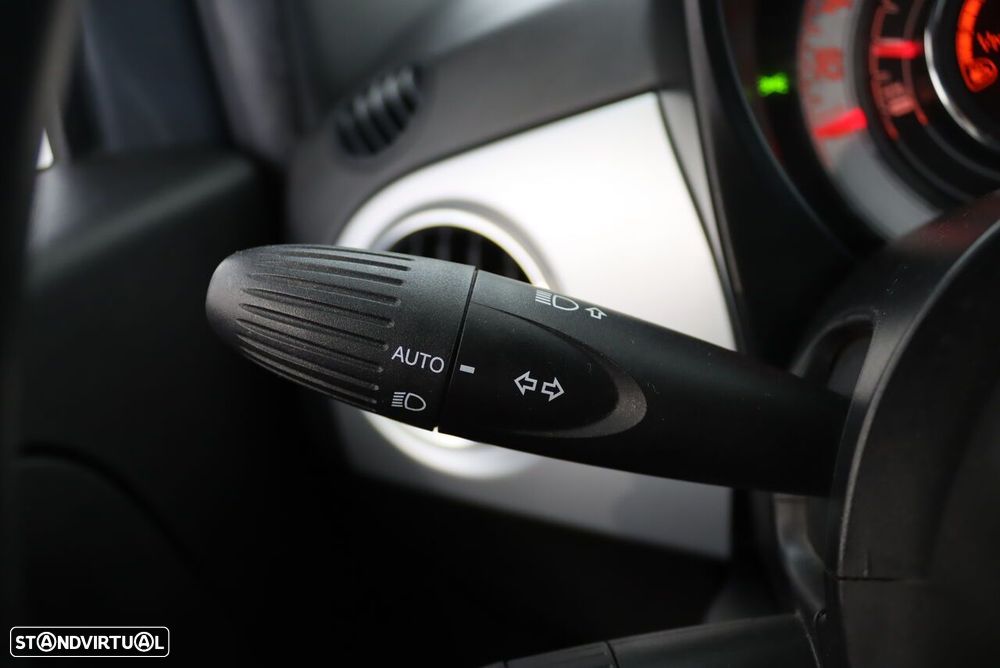 Fiat 500C 1.0 Hybrid Connect - 14