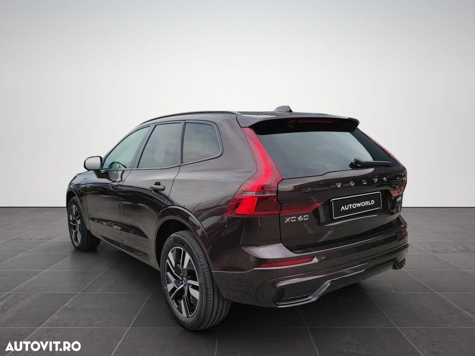 VOLVO XC60 2025 — imagine 6