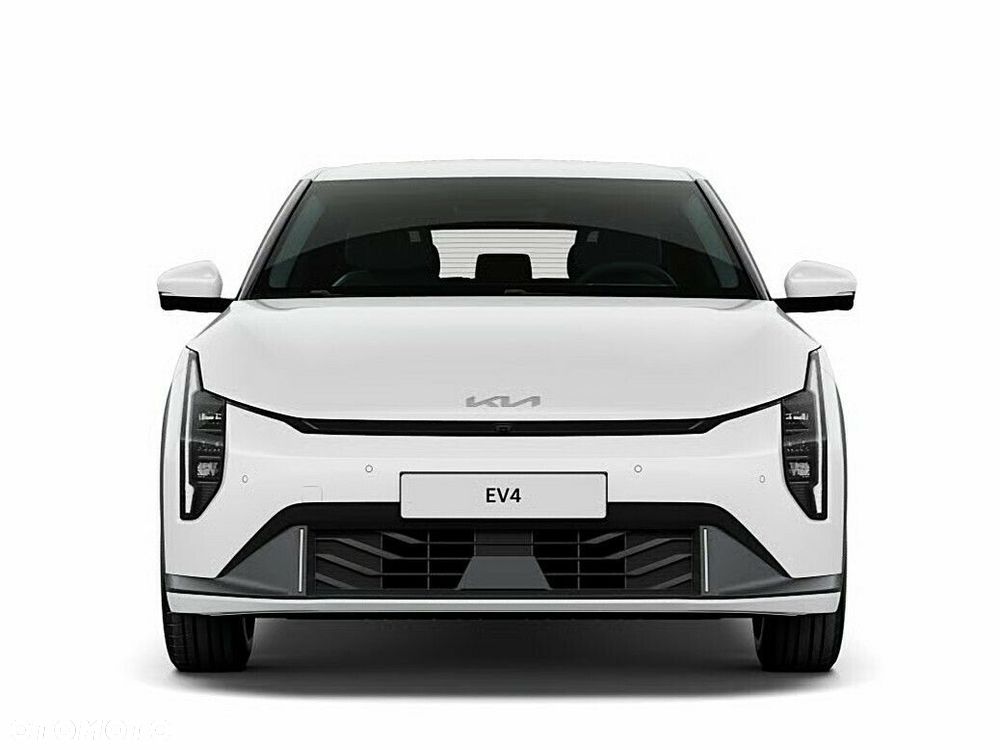 Kia EV4 - 4