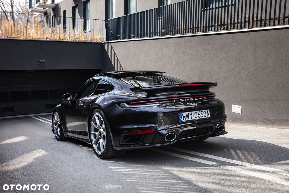 Porsche 911 Turbo S - 6