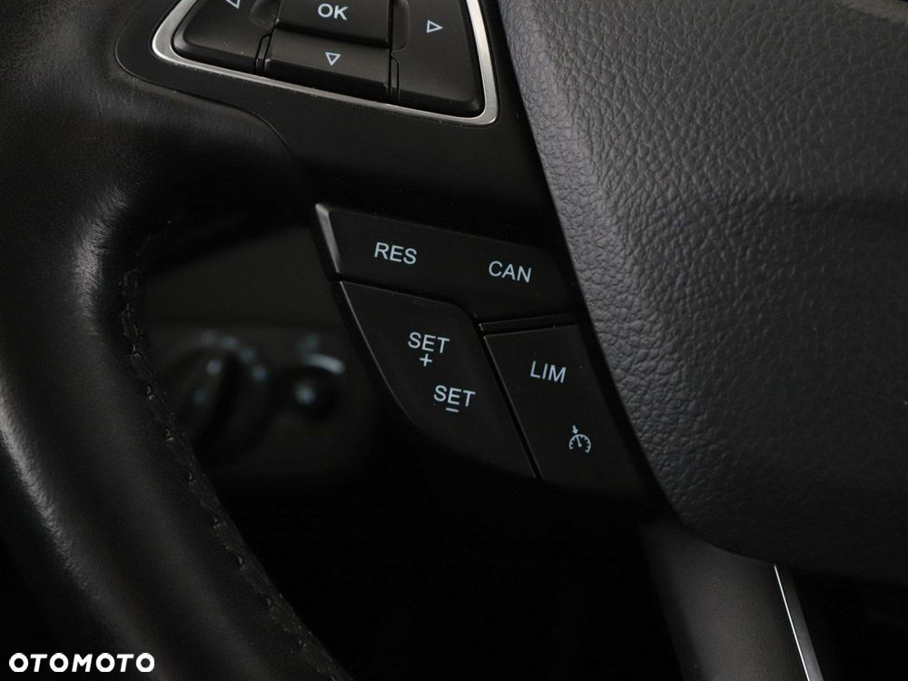 Ford Kuga 1.5 EcoBoost 2x4 Titanium - 31