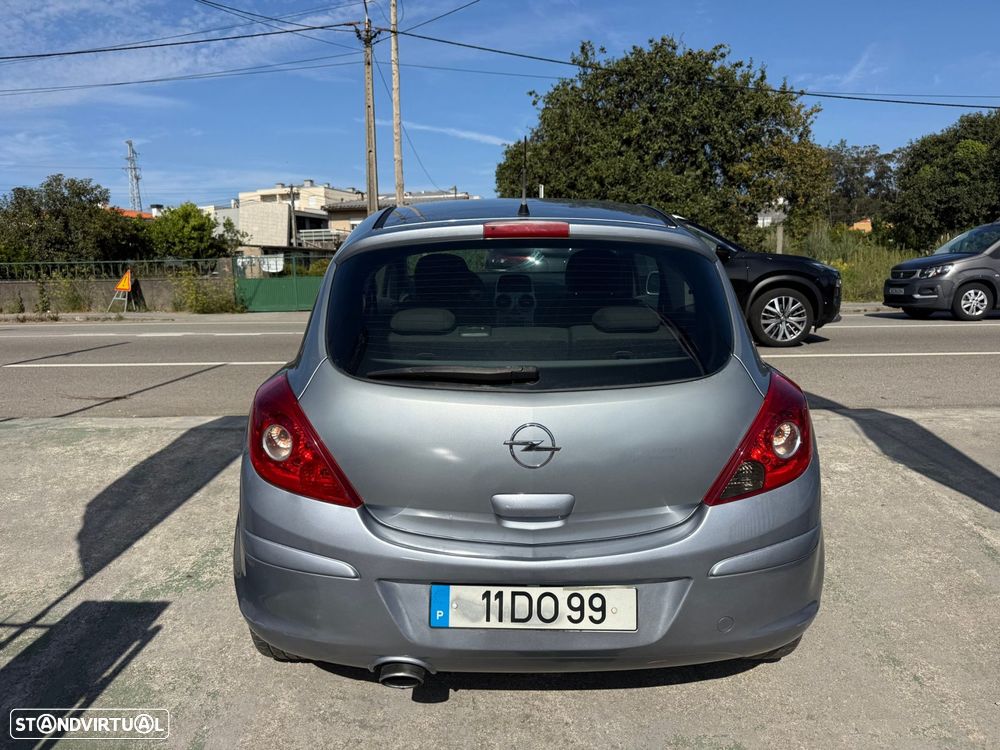 Opel Corsa 1.3 CDTi Enjoy — fotografia 9