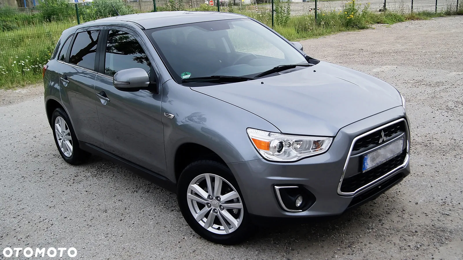 Mitsubishi ASX - 10