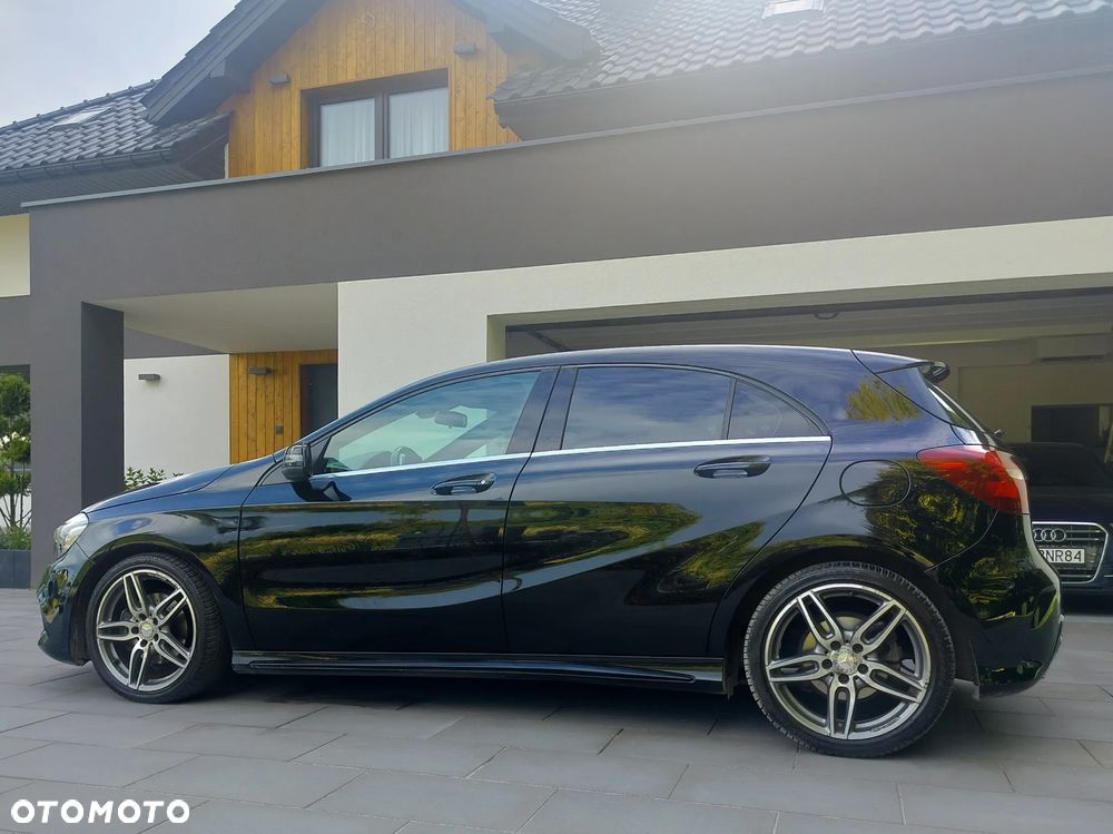 Mercedes-Benz Klasa A 180 7G-DCT AMG Line - 12