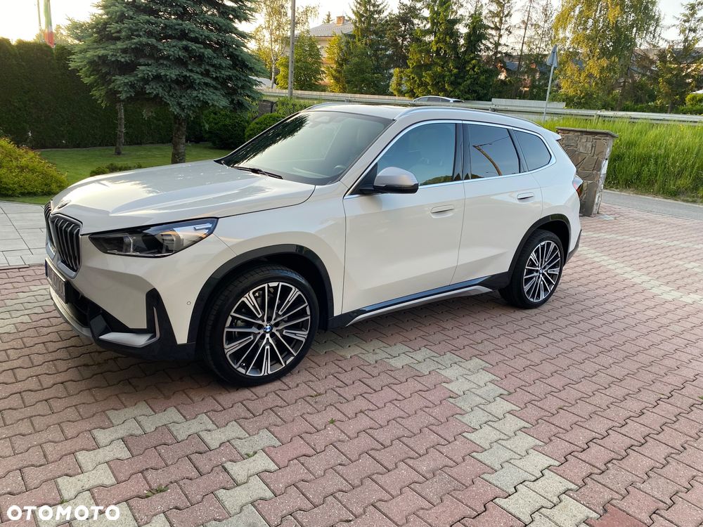 BMW X1 xDrive25i xLine - 4