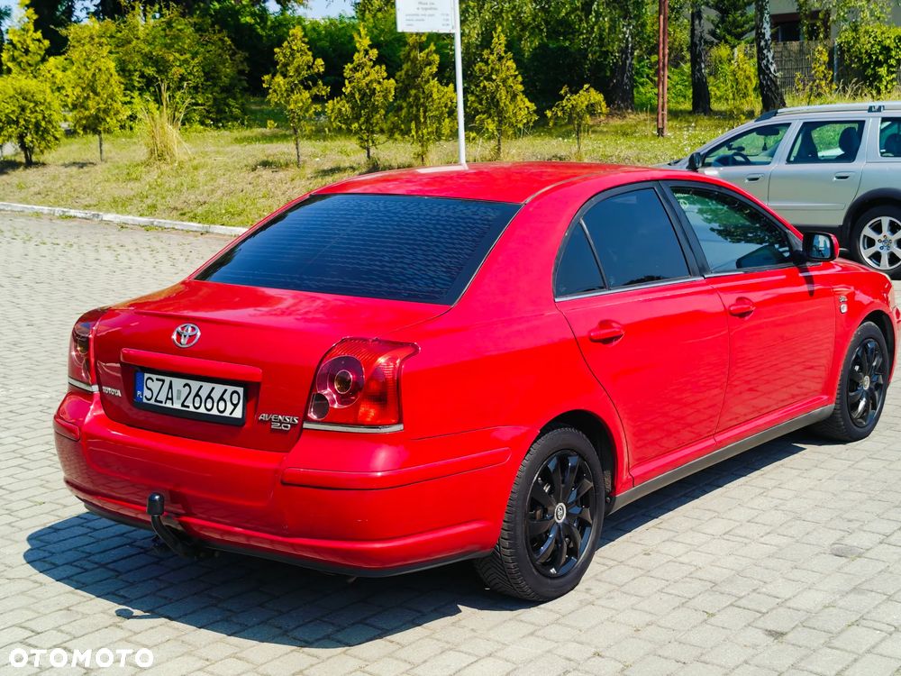 Toyota Avensis 2.0 D-4D Prestige - 23