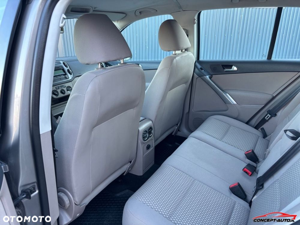 Volkswagen Tiguan - 21