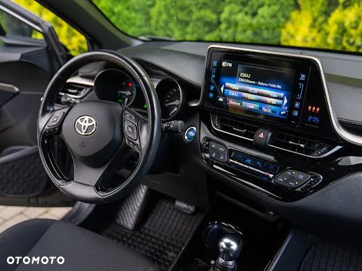 Toyota C-HR - 33