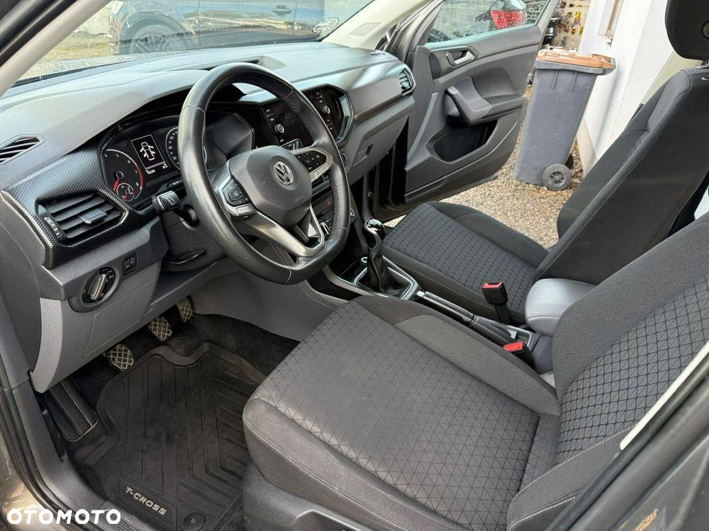 Volkswagen T-Cross - 5