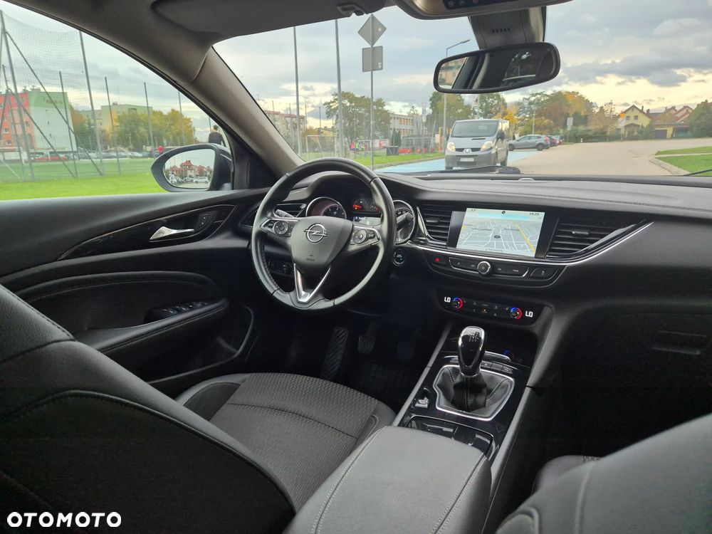 Opel Insignia 2.0 CDTI Cosmo S&S - 20