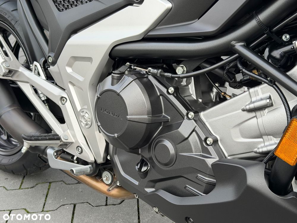Honda NC - 20