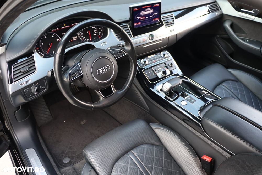 Audi A8 - 2