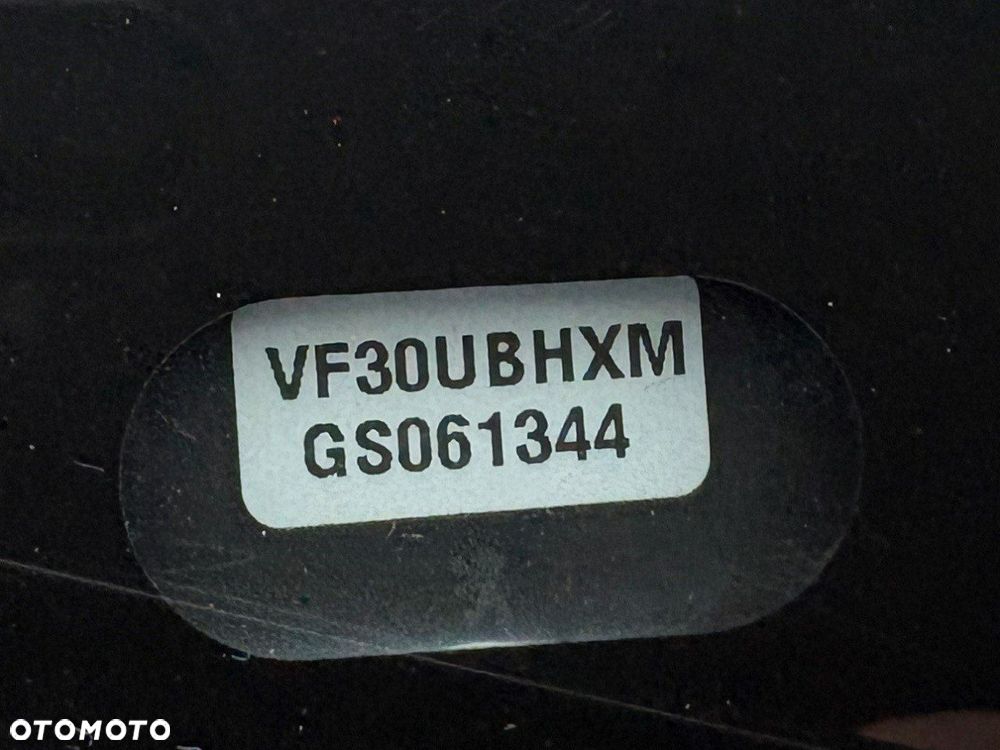 Peugeot 3008 1.6 BlueHDi Allure S&S - 33