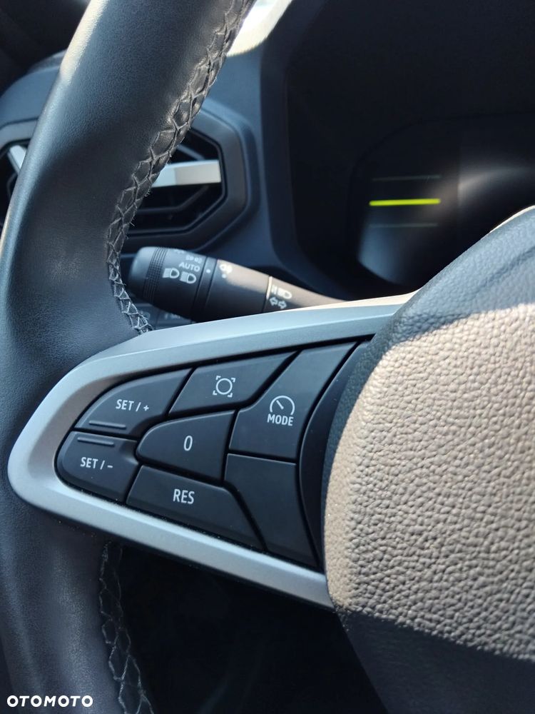 Dacia Duster 1.6 Full Hybrid 140 Expression MMT - 12