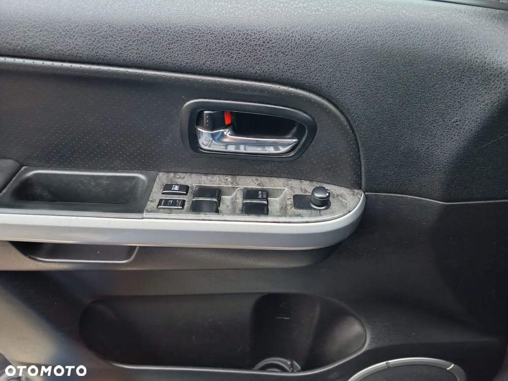 Suzuki Grand Vitara - 19