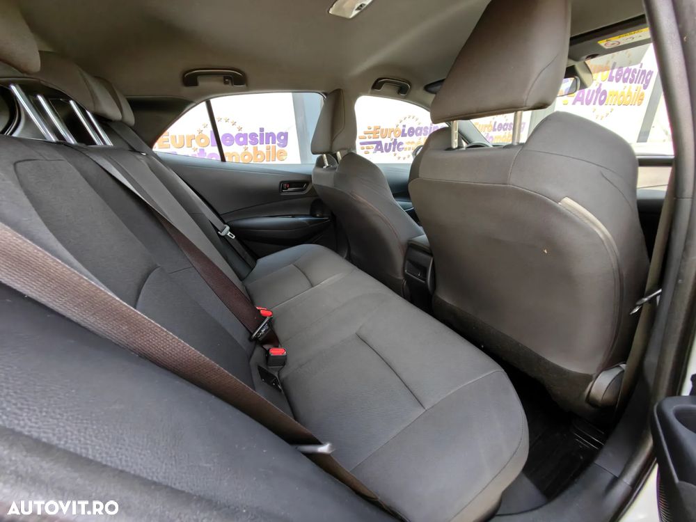 Toyota Corolla 1.8 HSD Business - 9