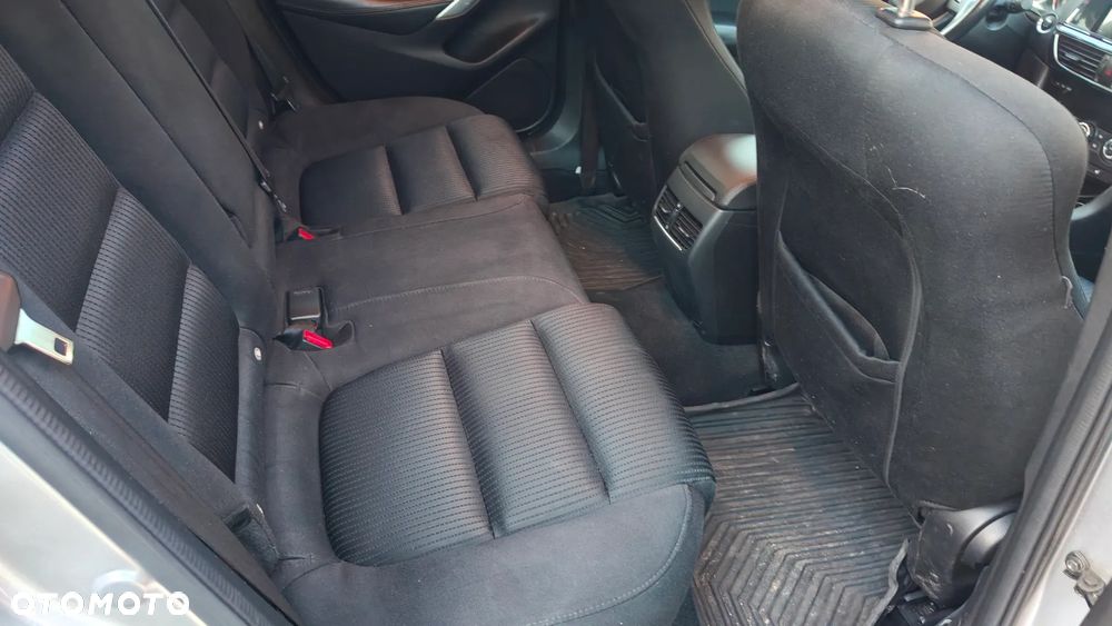 Mazda 6 - 8