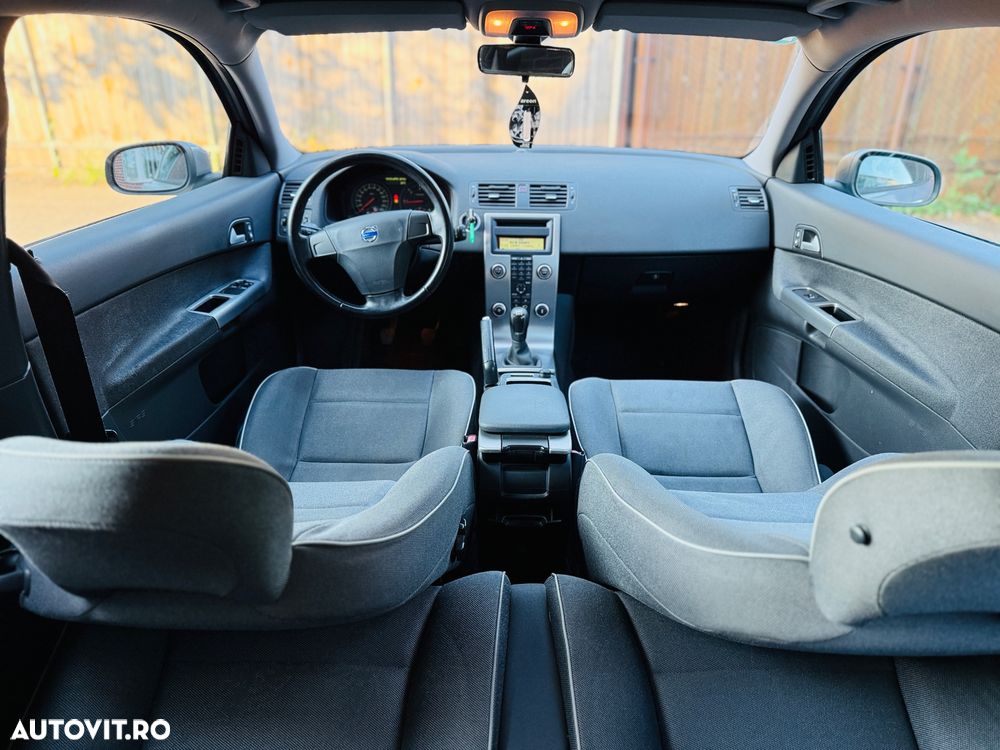 Volvo C30 1.6D Summum - 13