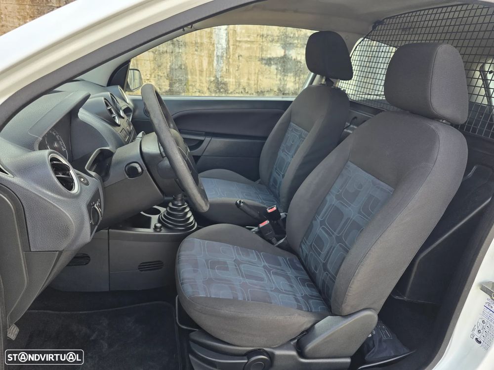 Ford FIESTA 1.4TDCI BOM ESTADO ACEITO RETOMA - 4