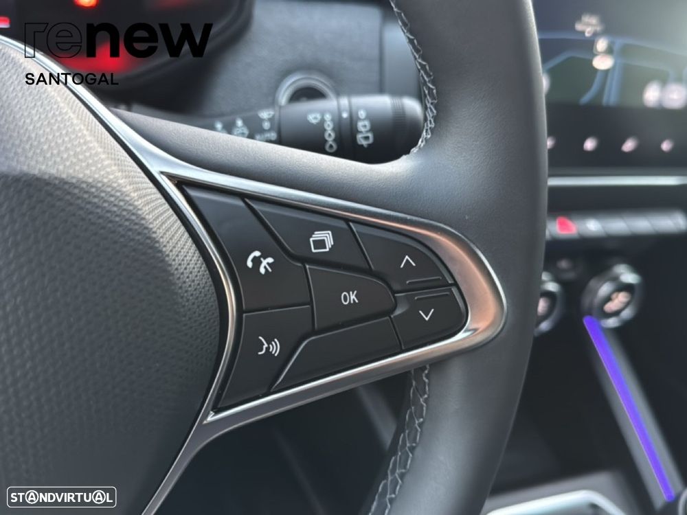 Renault Clio 1.0 TCe Techno - 24