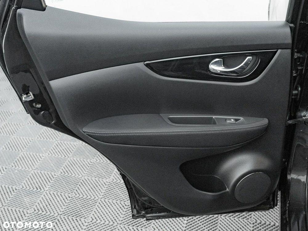 Nissan Qashqai 1.3 DIG-T Acenta - 26