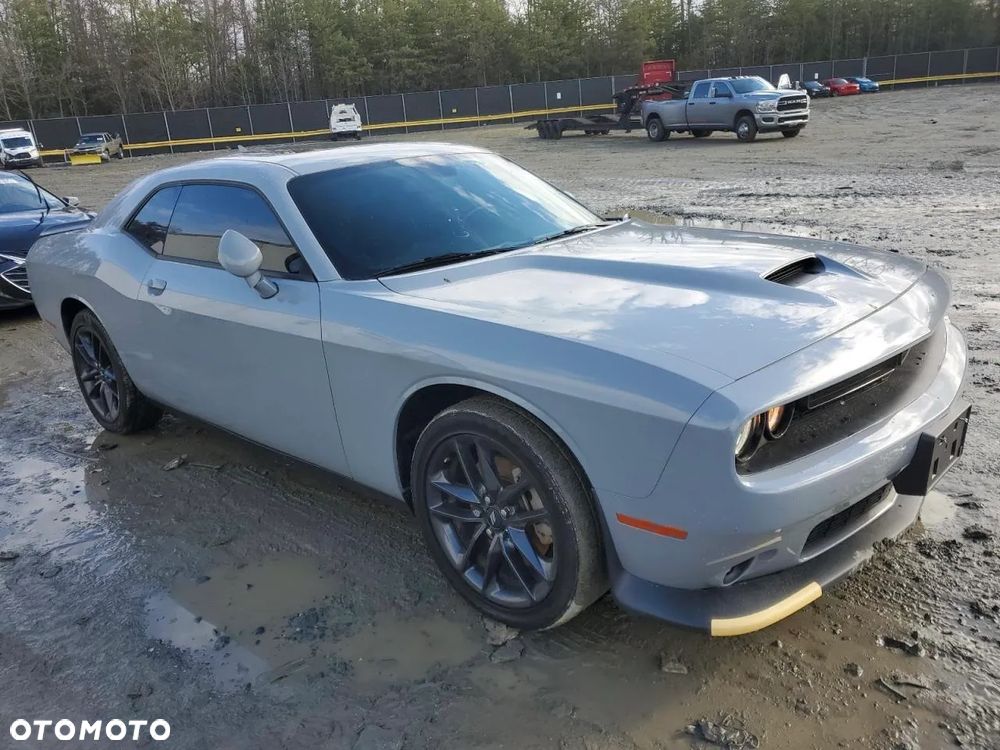 Dodge Challenger - 3