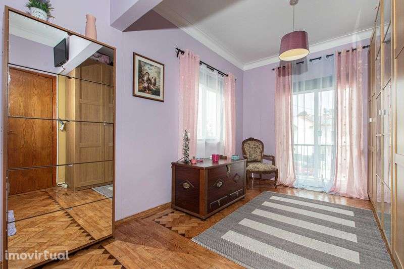 Moradia Geminada no Centro de Mem Martins - Grande imagem: 5/12