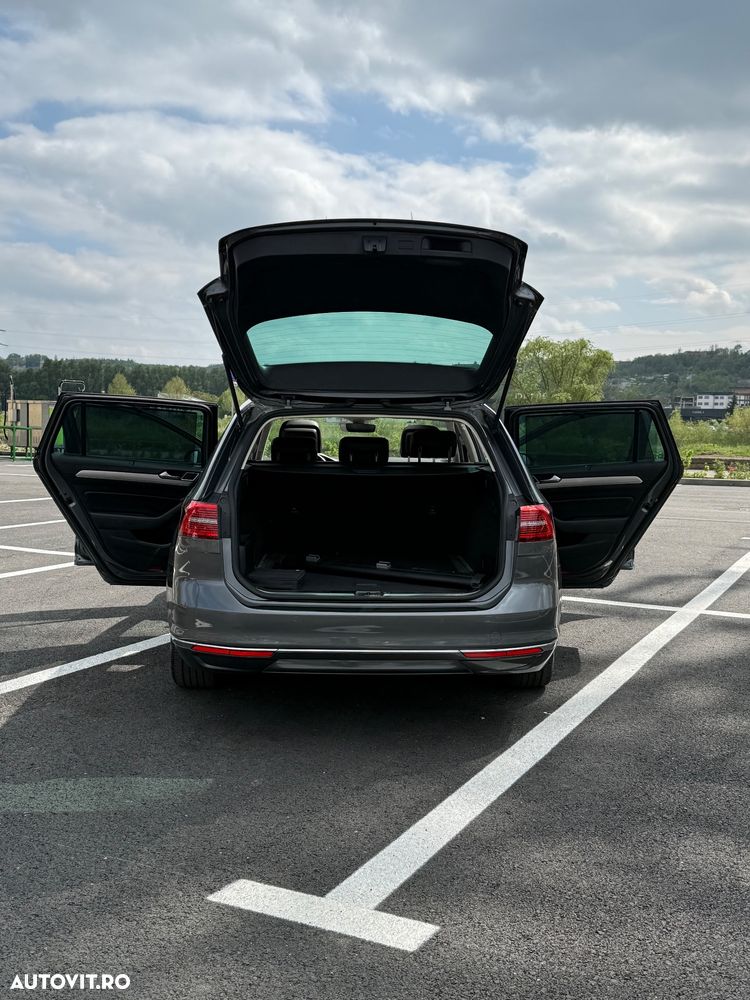 Volkswagen Passat 2.0 TDI 4Motion Highline - 9
