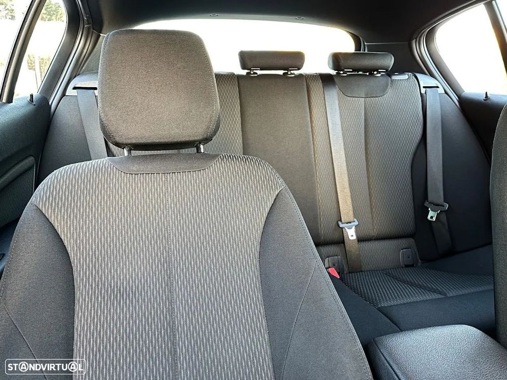 BMW 116 d Aut. Advantage - 22