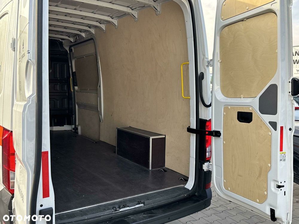 Volkswagen Crafter 2,0 TDI 176KM - 17