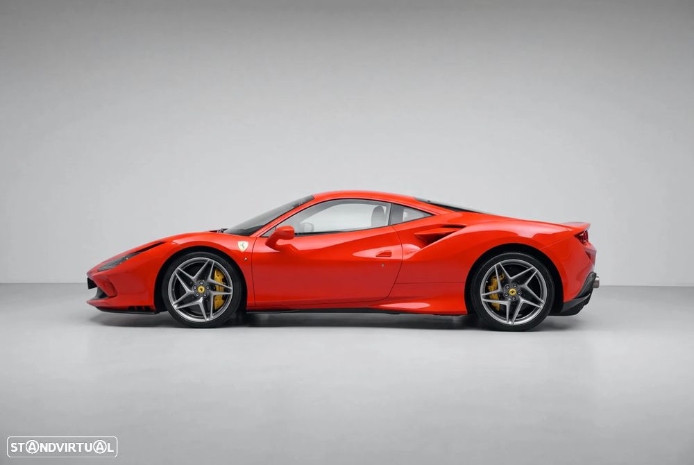 Ferrari F8 Tributo 3.9 Twin-Turbo V8 - 3