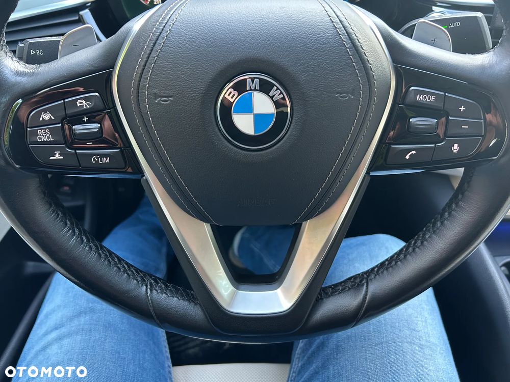 BMW Seria 5 530e iPerformance - 21