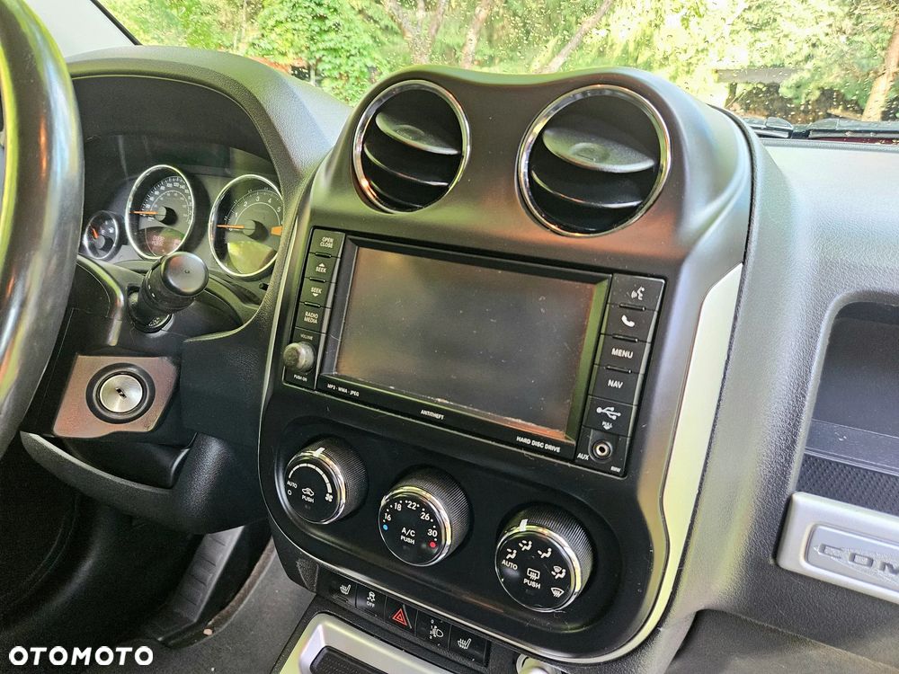 Jeep Compass 2.0 4x2 North - 17
