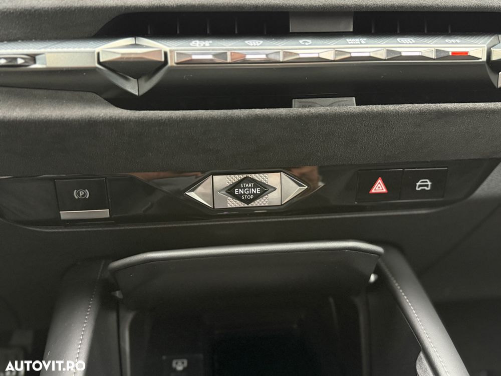 DS Automobiles DS 4 Hybrid 136 eDCT-6 ETOILE+Alcantara - 12