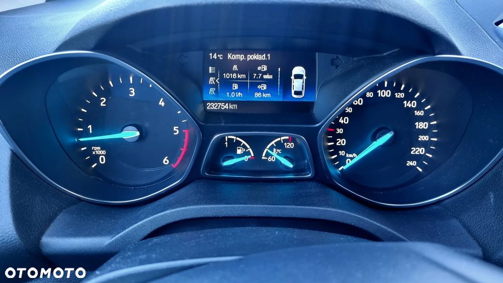 Ford Kuga 2.0 TDCi 4x2 Titanium - 29