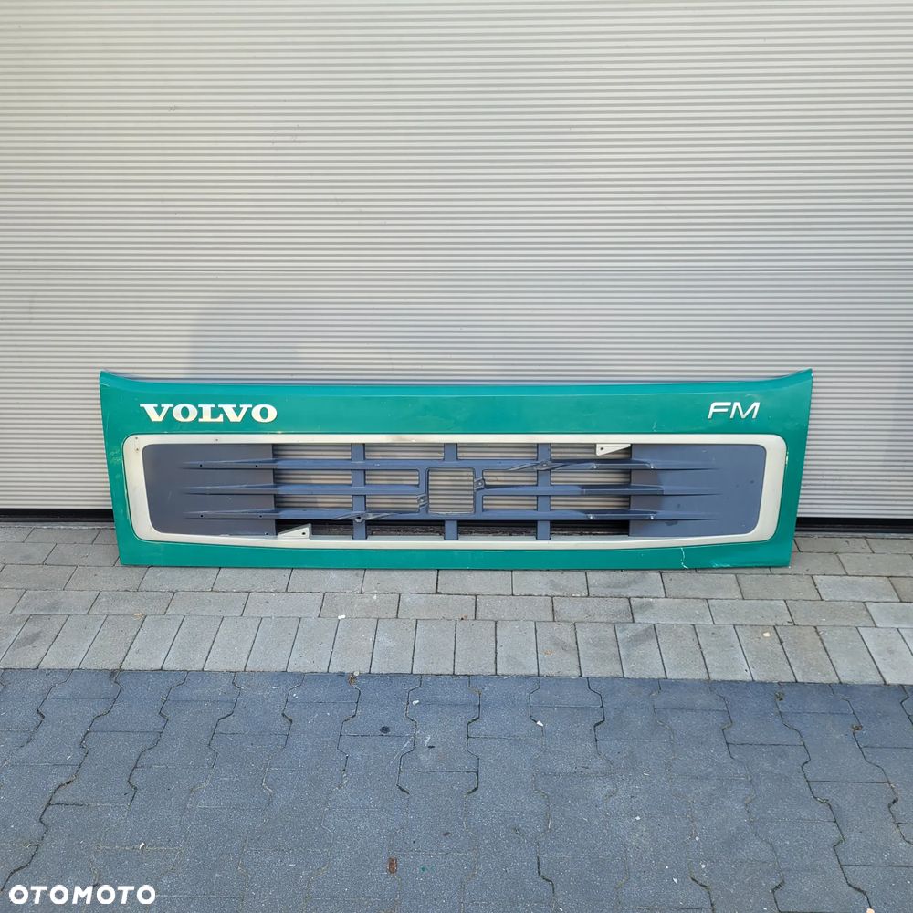 MASKA ATRAPA VOLVO FM FMX 20523237 ORYGINAŁ - 1