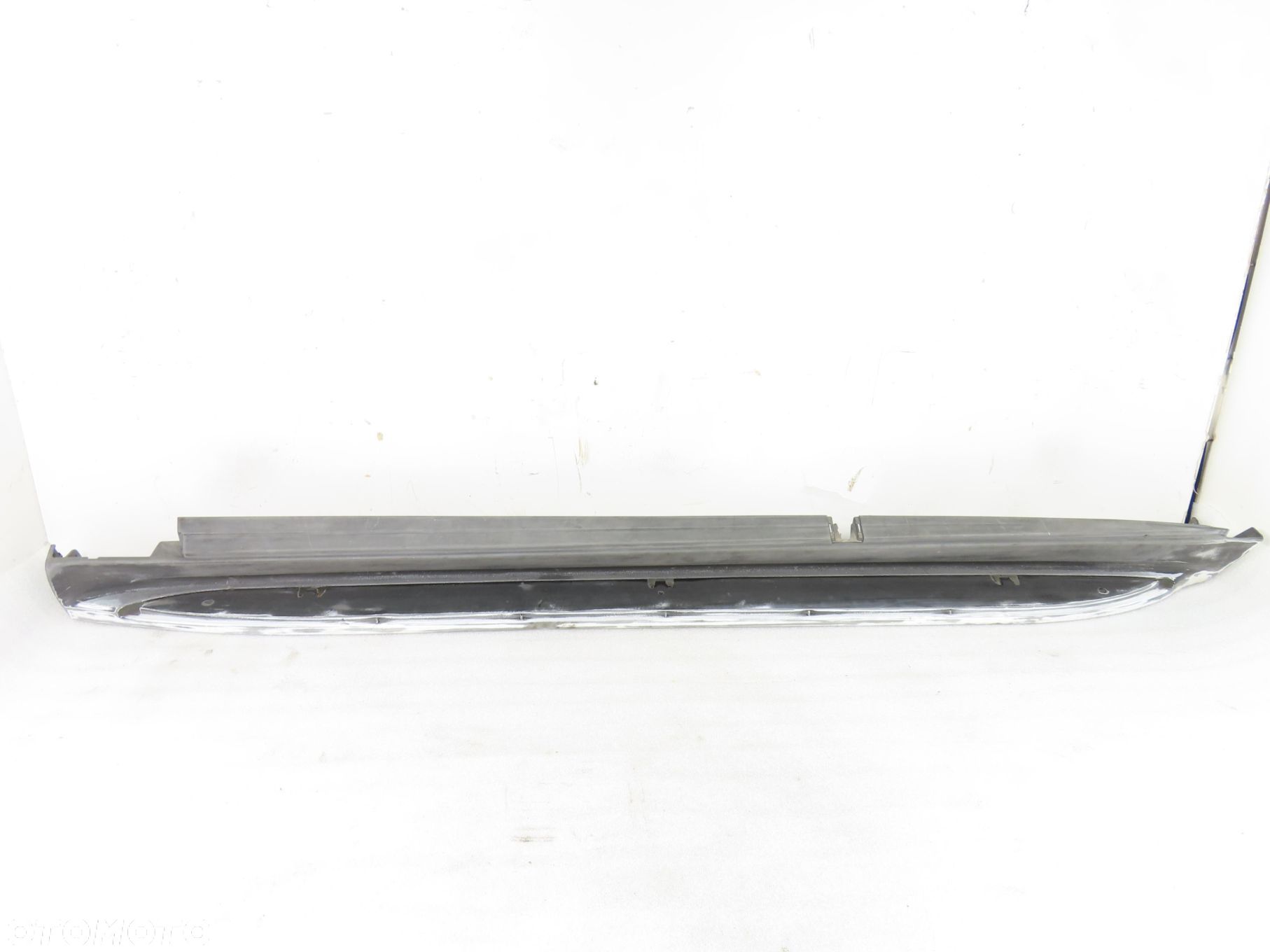 LISTWA PROGOWA LEWA AMG MERCEDES W166 - 1