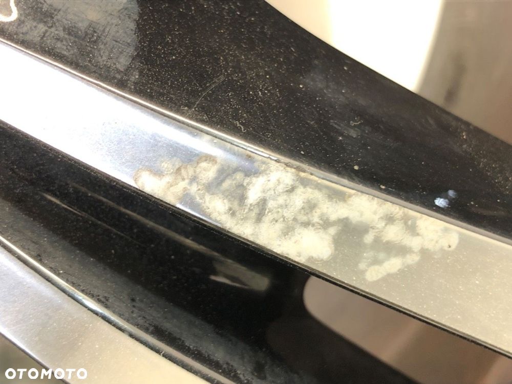 FELGA ALU 17 7,5J 5X112 72 ET50     528757 - 6