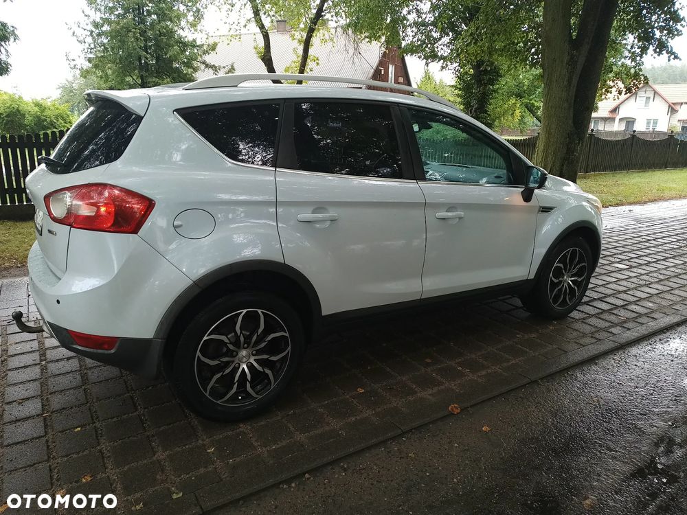 Ford Kuga 2.0 TDCi Titanium - 3