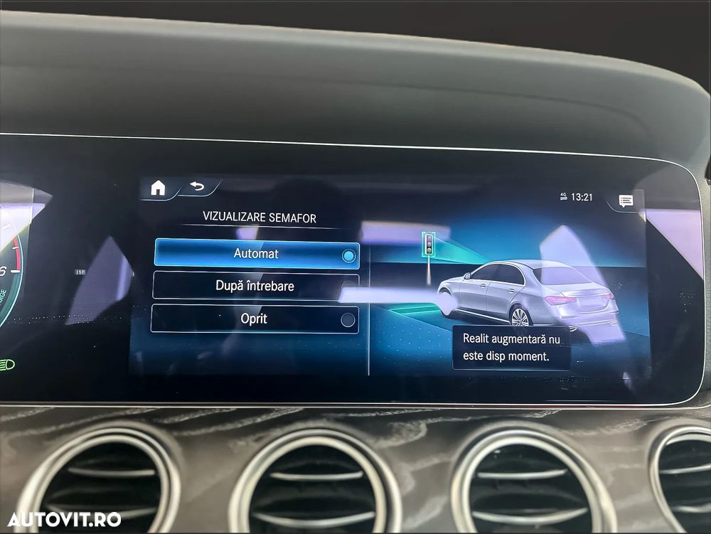 Mercedes-Benz E 300 de Aut. - 24