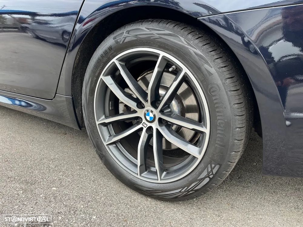 BMW 520 d Pack Desportivo M Auto - 57