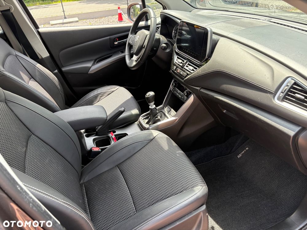 Suzuki SX4 S-Cross 1.4 SHVS Premium Plus SP - 21