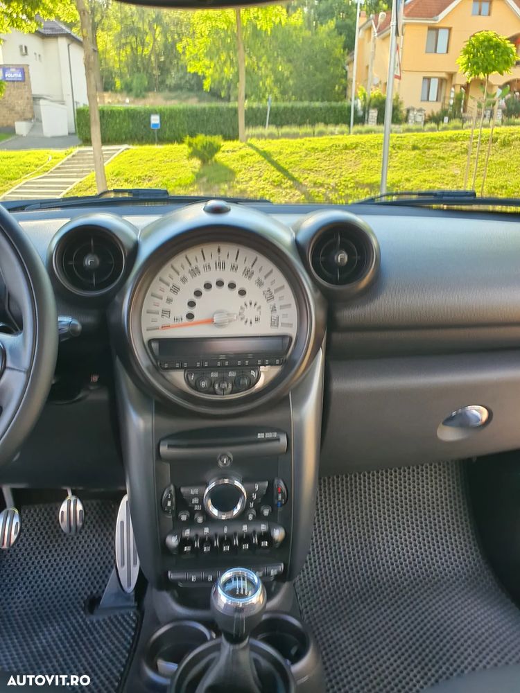 Mini Countryman Cooper SD ALL4 - 25