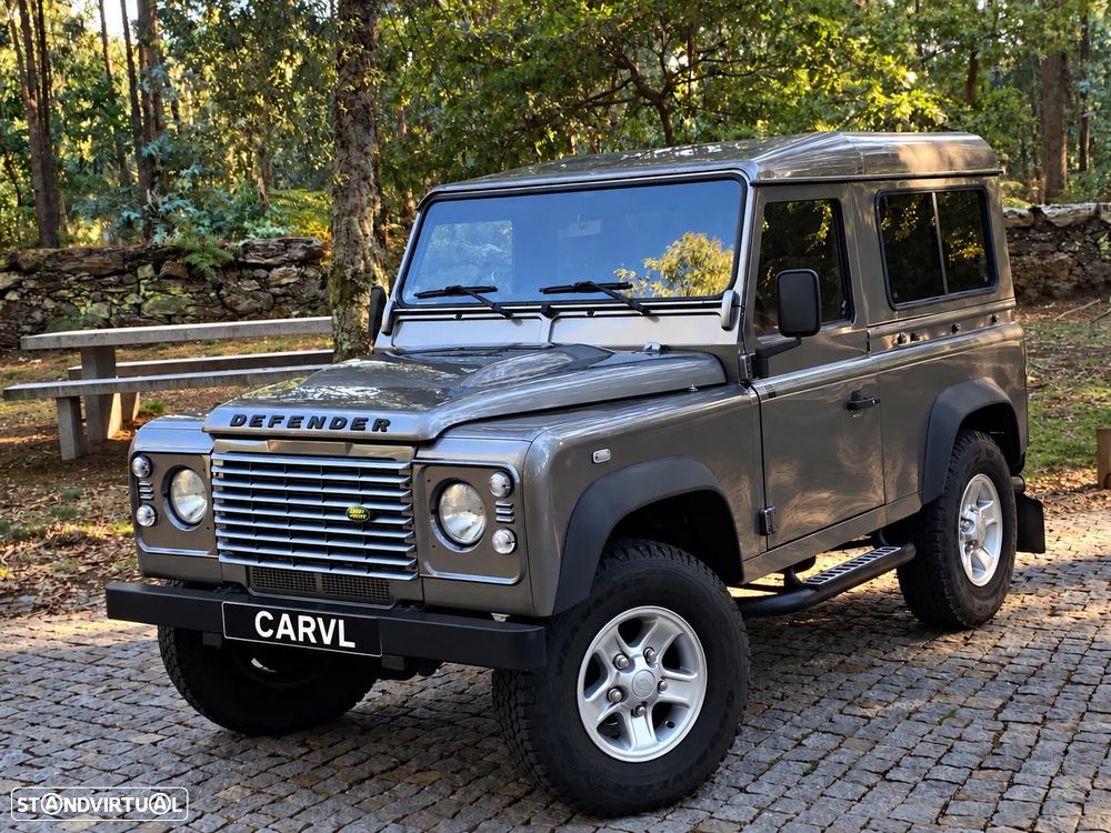 Land Rover Defender 90 2.4 CRD SE - 1