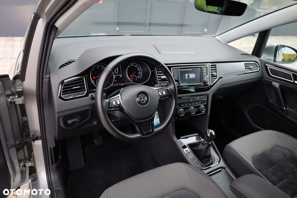 Volkswagen Golf Sportsvan SV 1.4 TSI BMT Highline - 18
