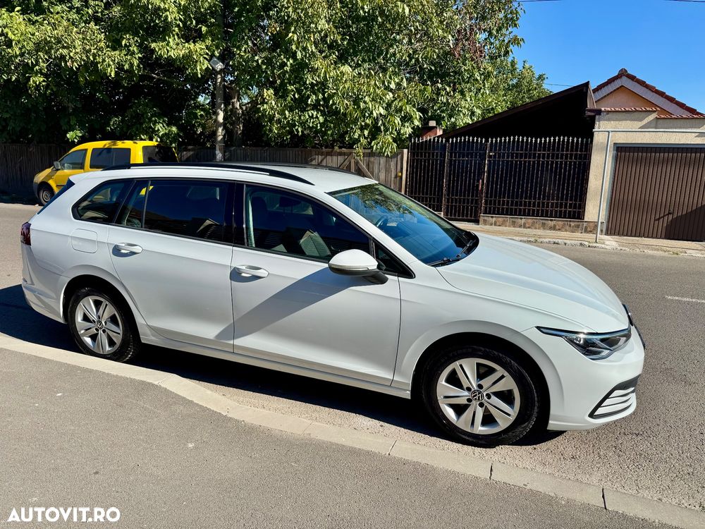 Volkswagen Golf - 10